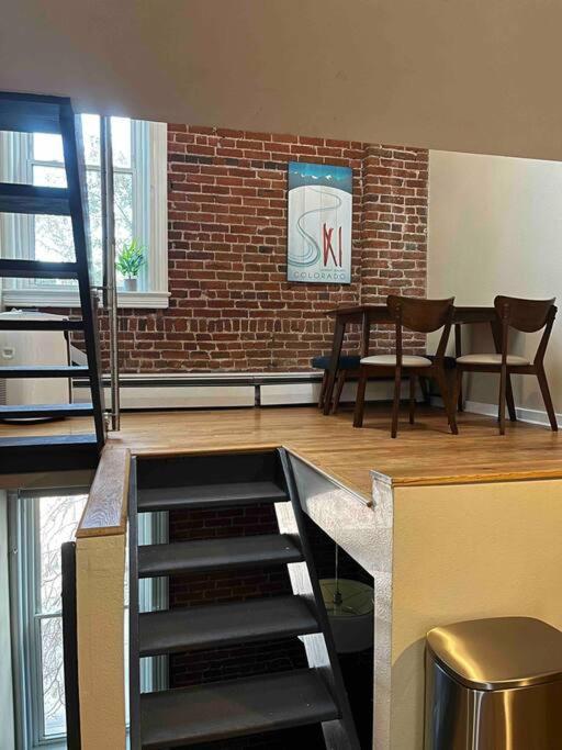 Affordable & Chic Rino/Lodo/Dtown Loft- Walkable Apartment เดนเวอร์ ภายนอก รูปภาพ