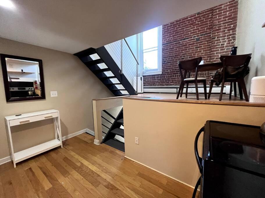 Affordable & Chic Rino/Lodo/Dtown Loft- Walkable Apartment เดนเวอร์ ภายนอก รูปภาพ